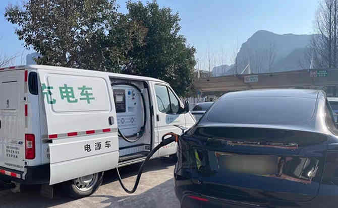 五家渠汽车搭电